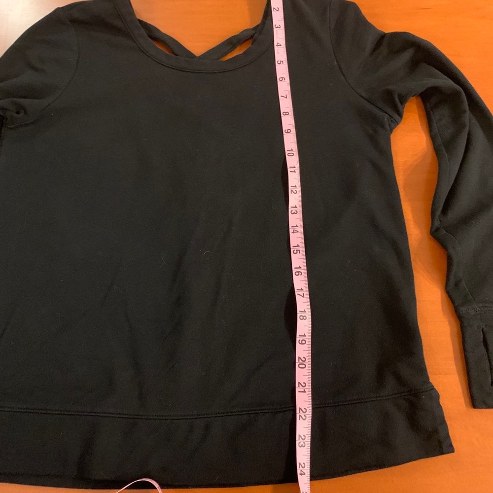 Old Navy M Lattice Back, Active Sweatshirt, Black - Picture 15 of 16